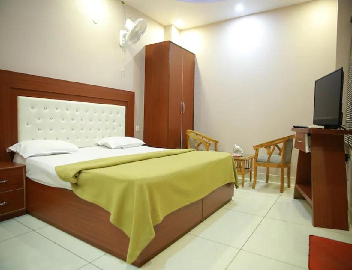 Hotel Kings, Rohtak Exterior photo