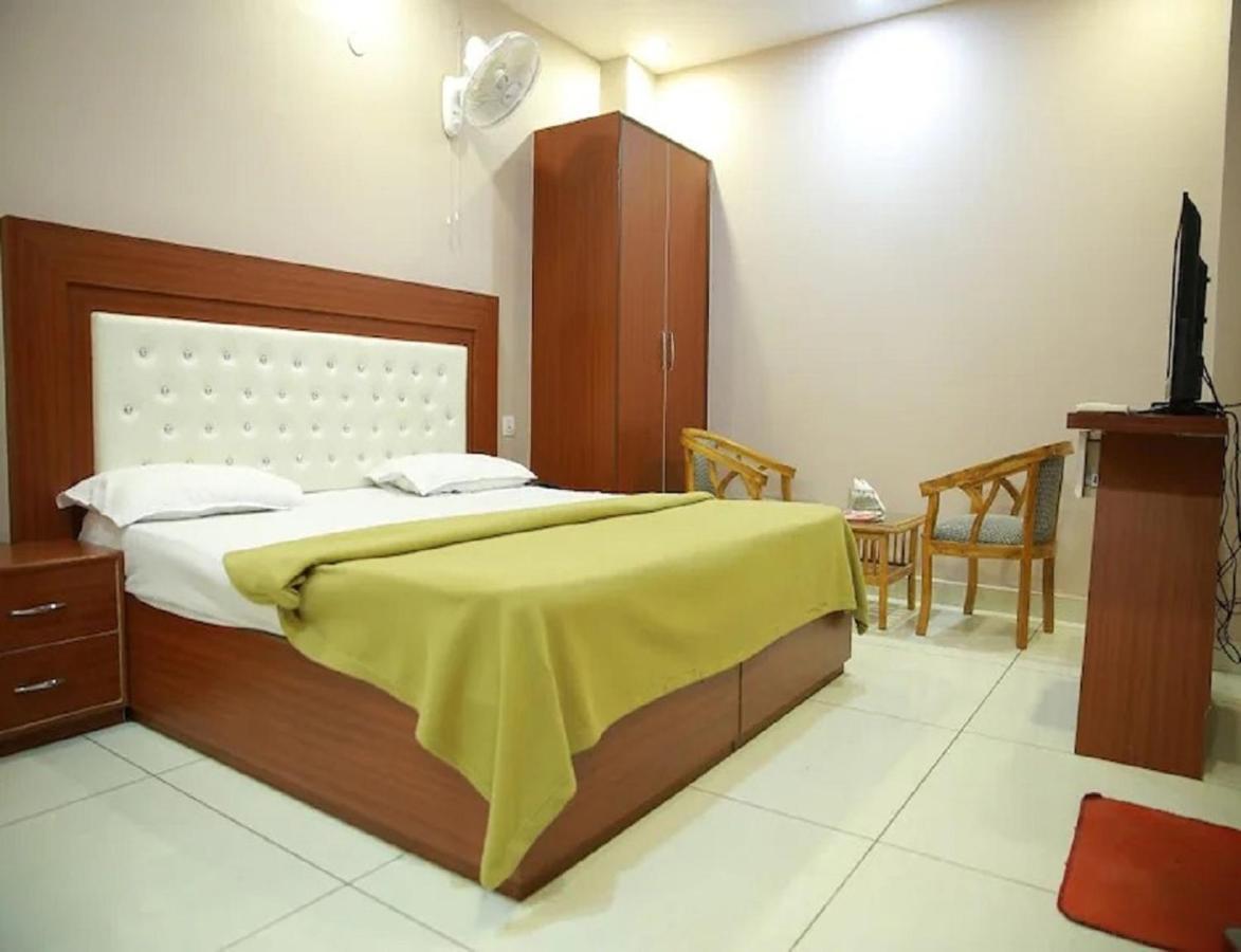 Hotel Kings, Rohtak Exterior photo